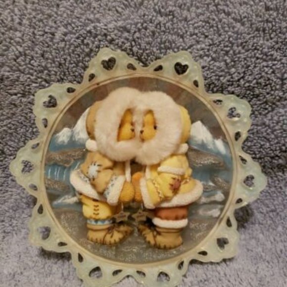 Cherished Teddies Eskimos Holding Stars Plate 534196 - Picture 1 of 1